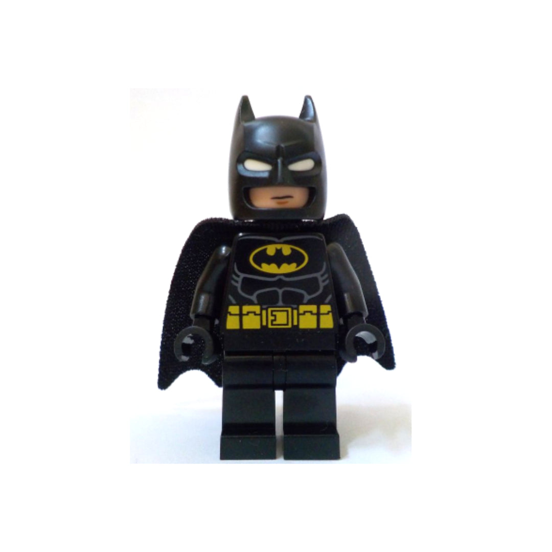 Minifigure Batman - Black Suit, Yellow Belt, Cowl with White Eyes, Neutral / Angry with Bared Teeth, sh0964
